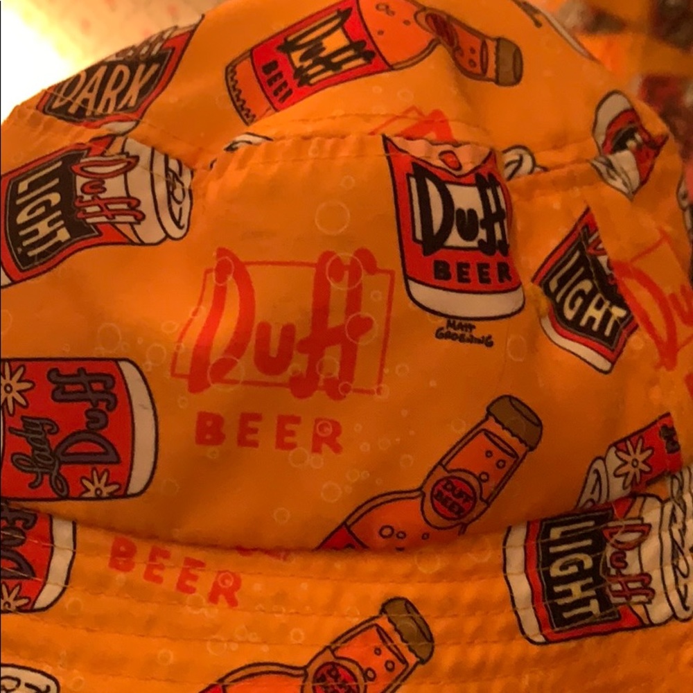 Simpson’s bucket hat